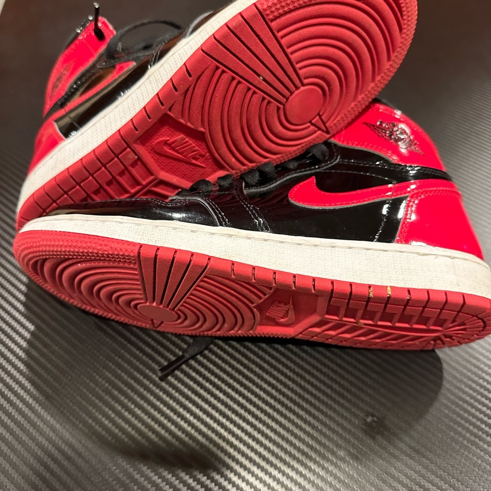 Jordan 1 Retro High OG Patent Bread